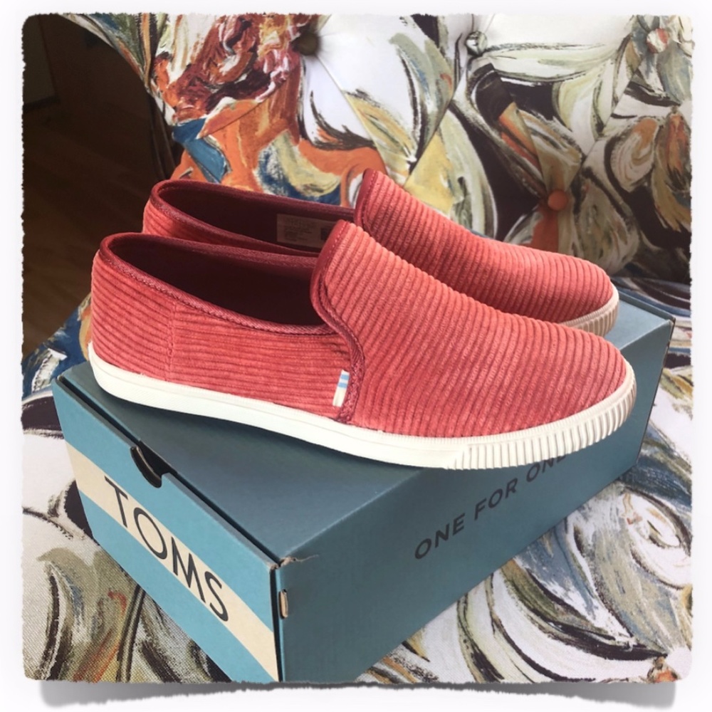 TOMS Clemete Spice Corduroy Flats 6.5